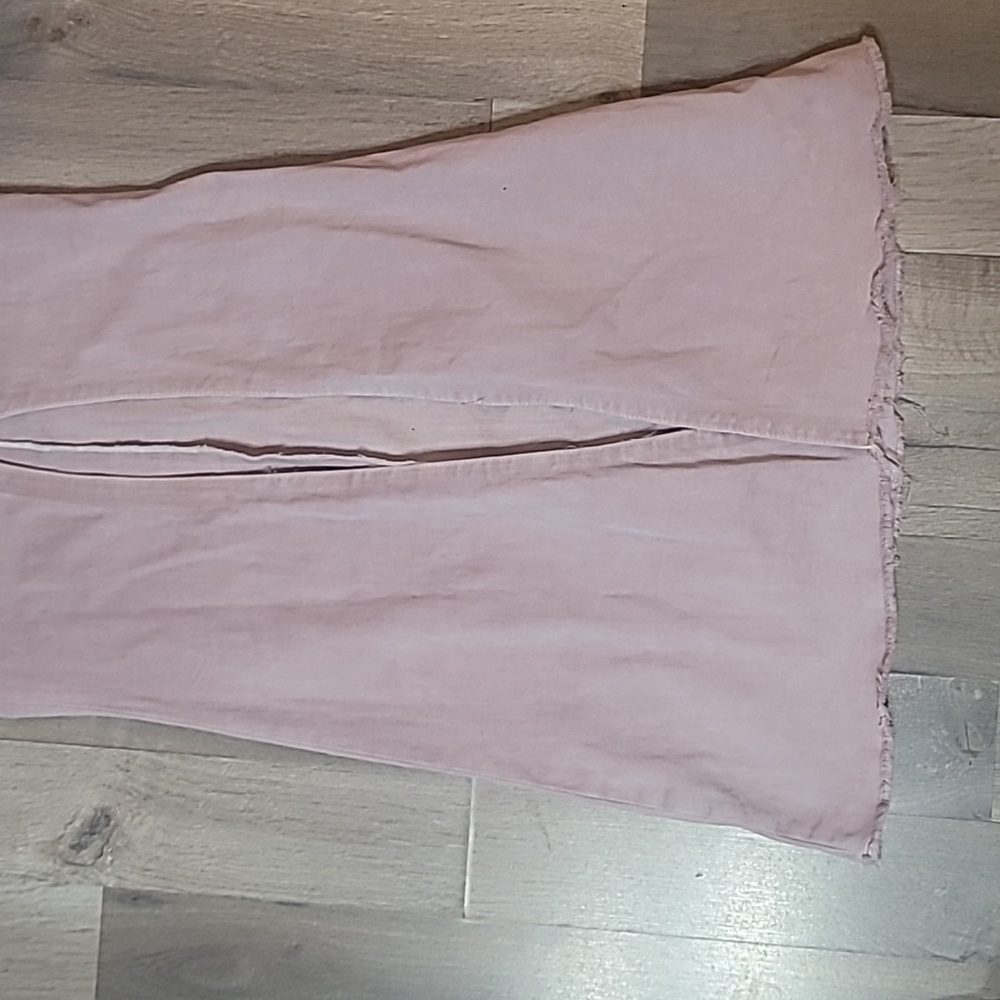 Altard State Pink Denim High Waisted Skirt Raw Hem Size 28 Or 6/8 - Picture 2 of 5